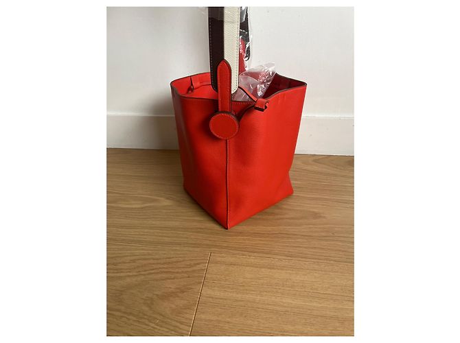 Borsa a secchiello Hermès Halter 17 in pelle arancione - vista 2