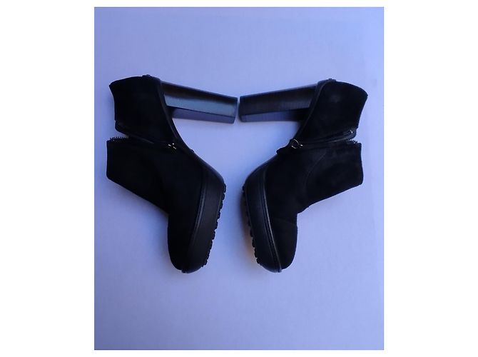 Décolleté Tod's in camoscio nero - vista 5