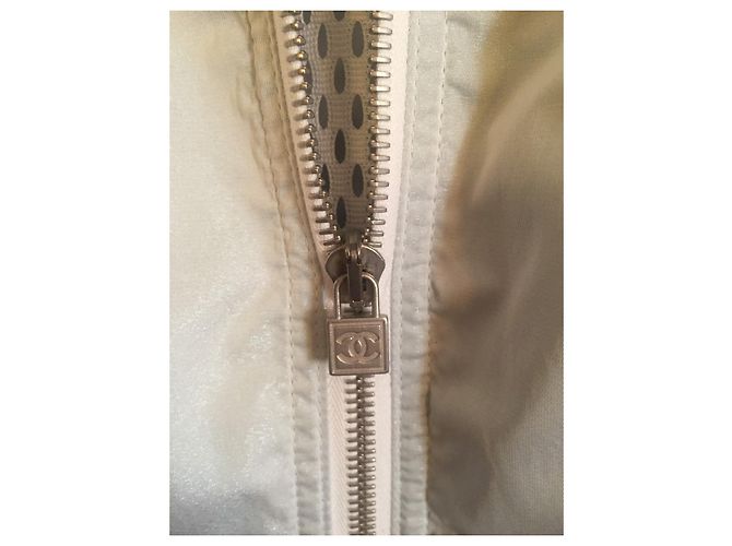 Chanel Jacke Silberfarben aus Polyester - Ansicht 5