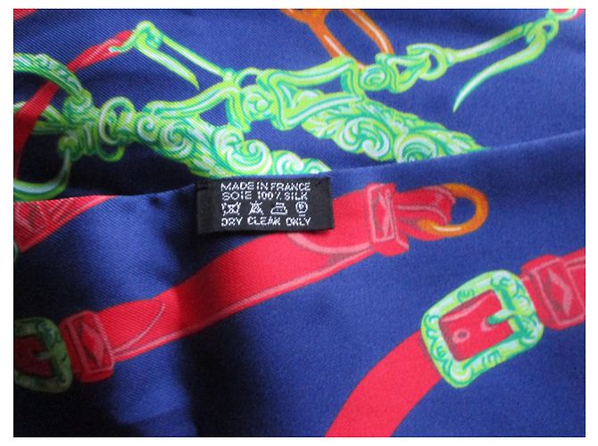Hermès Seidenschal 'Galabräute'. Mehrfarben - Ansicht 4