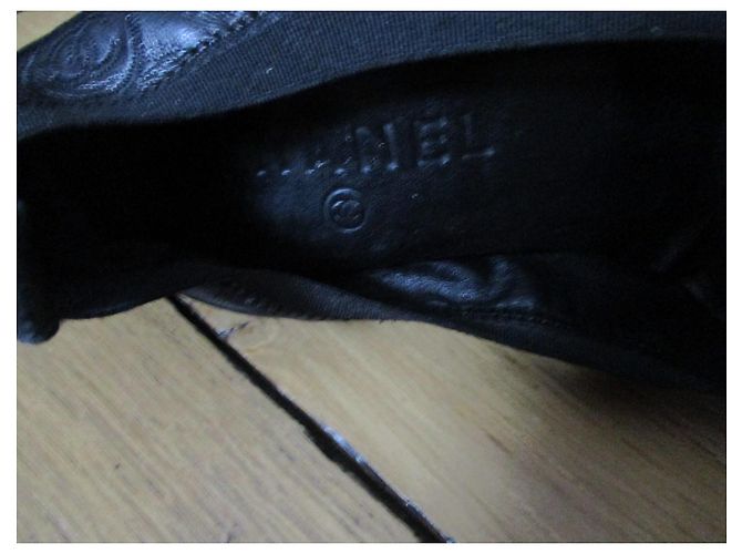 Chanel Décolleté in pelle nera, Pointure 37. Nero - vista 5