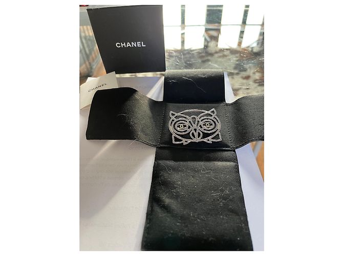 Spilla gufo Chanel con cristalli rosa Argento - vista 3