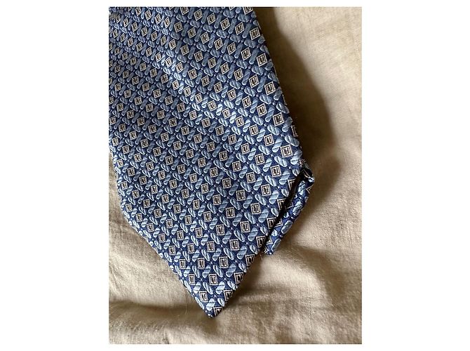 Cravatta Christian Dior in seta blu con monogramma CD Blu navy Blu chiaro Blu scuro - vista 2
