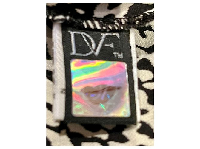 Diane Von Furstenberg Vestido blanco y negro con estampado de serpiente ondulado de DvF Pele - vista 2