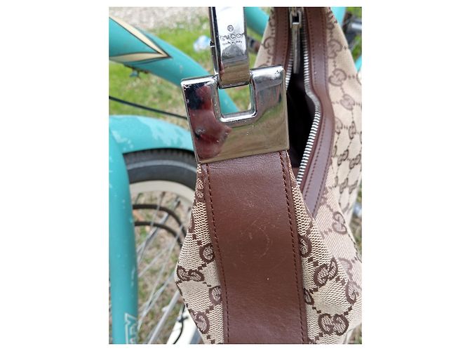Marmont Gucci Hobo Bag Monogram GG kleiner Verschluss braun - Ansicht 2