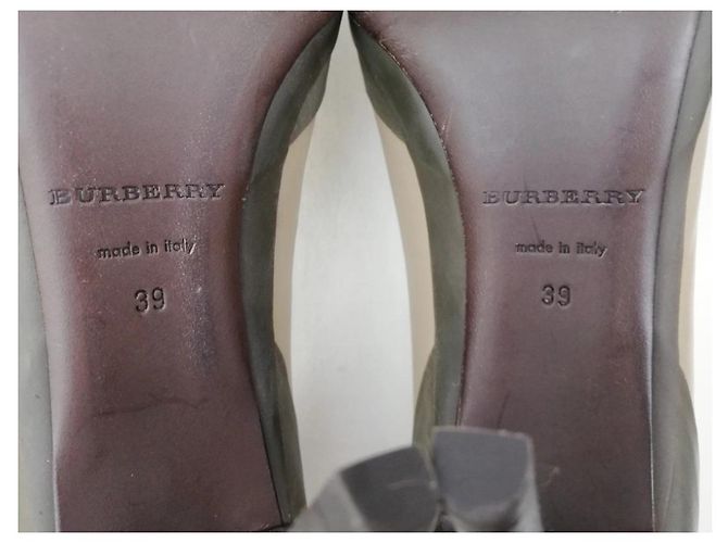 Burberry Slingback Pumps Leder Hellbraun - Ansicht 3