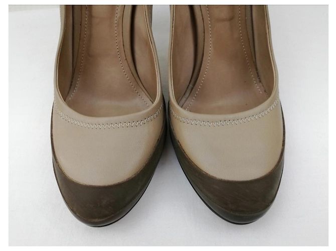 Burberry Slingback Pumps Leder Hellbraun - Ansicht 6