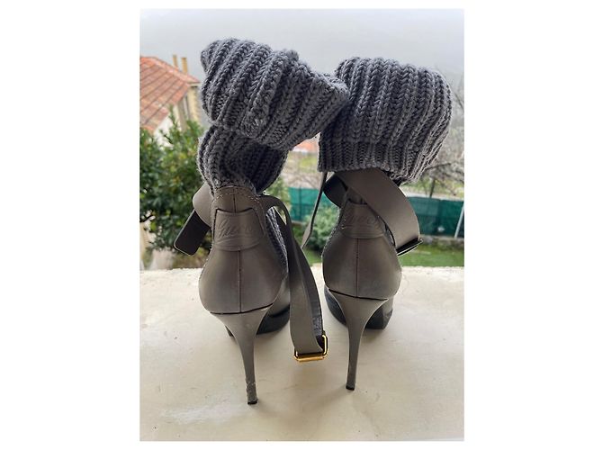 Botines Gucci de piel gris - vista 5