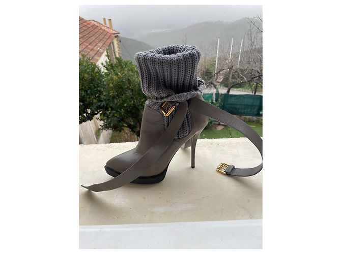 Botines Gucci de piel gris - vista 7