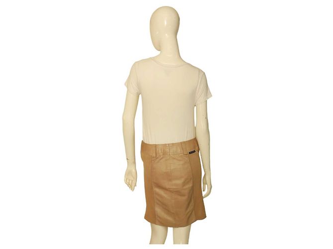 Minifalda Armani Jeans de cuero y algodón beige - vista 2