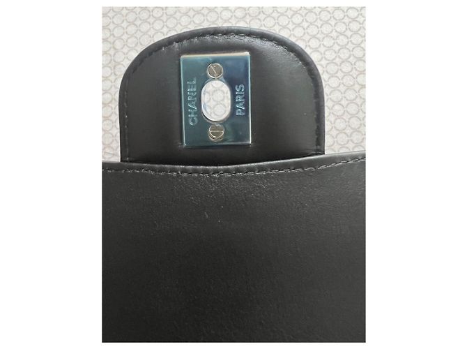 Timeless Borsa Chanel in pelle verniciata nera chevron Nero - vista 4