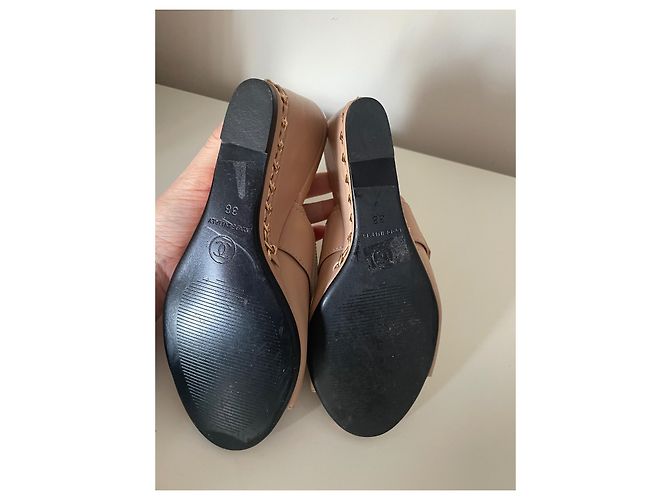 Chanel Mules compensées Beige - vue 14