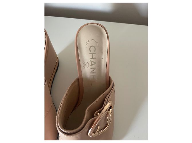 Chanel Mules compensées Beige - vue 6