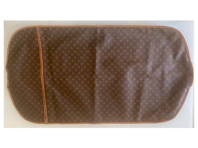 Borsa da viaggio Louis Vuitton Monogram in pelle Monogramma - vista 4