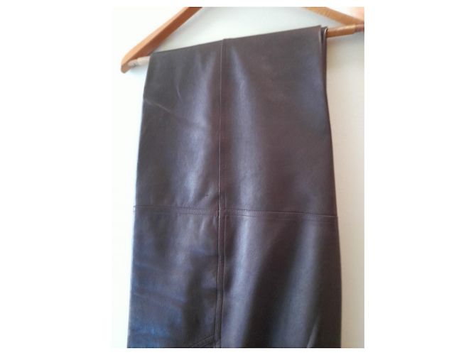 Givenchy Lammhose mit tiefem Ausschnitt / Lederhose aus Lammleder Bordeaux - Ansicht 2