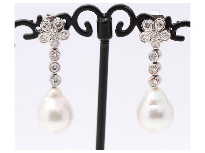 Autre Marque Orecchini con Perla Australiana e Diamanti Bianco - vista 4
