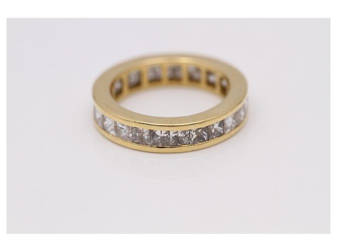 Autre Marque Gold-Ehering mit Diamanten im Prinzessschliff Golden - Ansicht 2