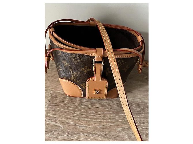 Noe Louis Vuitton Monogram Nano Noé Marrone Marrone chiaro Marrone scuro - vista 10