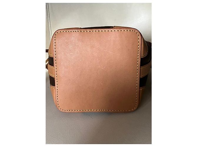 Noe Louis Vuitton Monogram Nano Noé Marrone Marrone chiaro Marrone scuro - vista 6