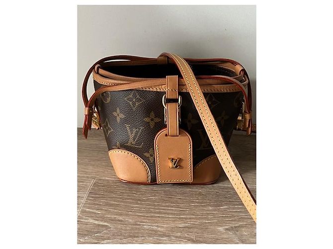 Noe Louis Vuitton Monogram Nano Noé Marrone Marrone chiaro Marrone scuro - vista 9