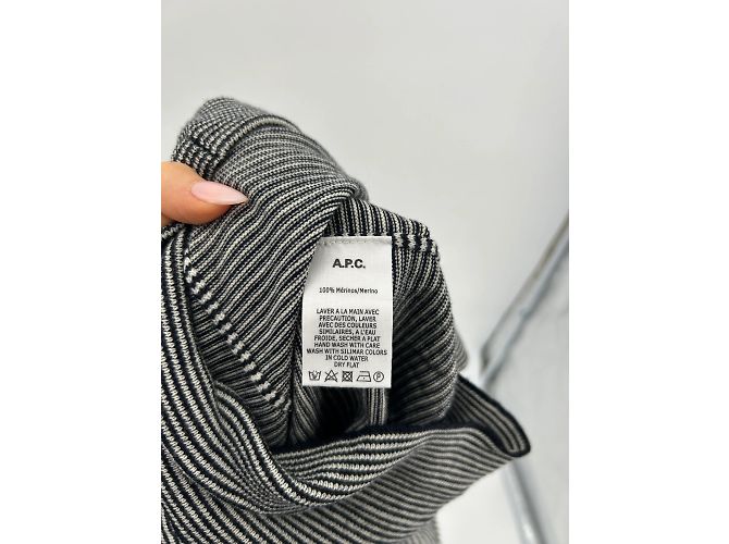 APC Strickwaren und Sweatshirts T.International S Wolle Grau - Ansicht 4