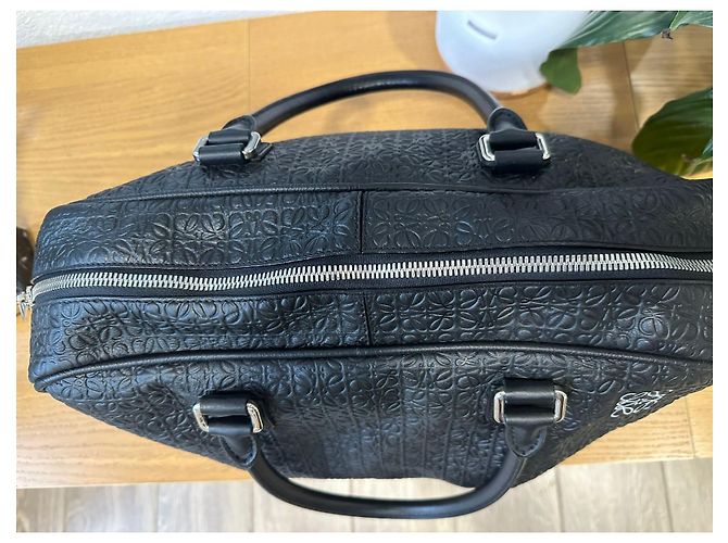 LOEWE AMAZONA 75 Borsa oversize con stampa Anagram in pelle nera Nero - vista 4