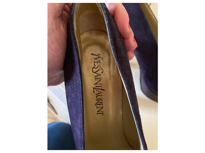 Yves Saint Laurent Purple Suede Pumps 38 - view 8