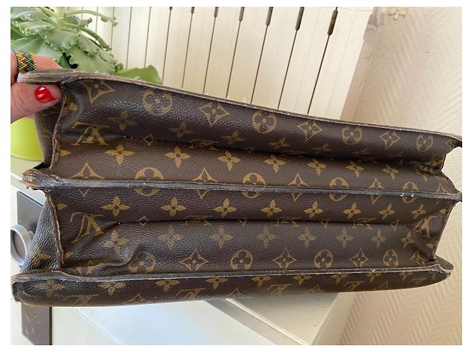 Louis Vuitton Monogram Doctor Bag Brown Leather - view 8