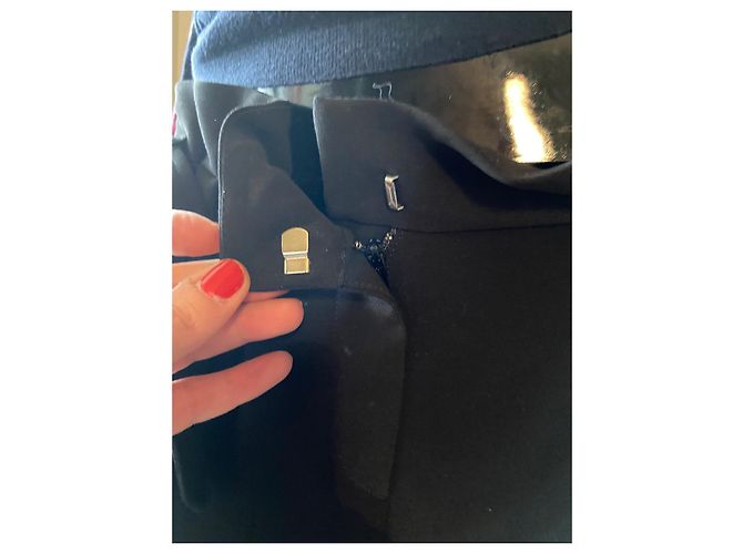 Tara Jarmon Pantalón cropped negro con cinturón - vista 8