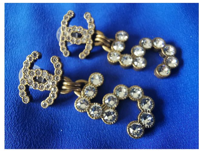 iconici orecchini a clip a goccia CHANEL CC Metallico - vista 5