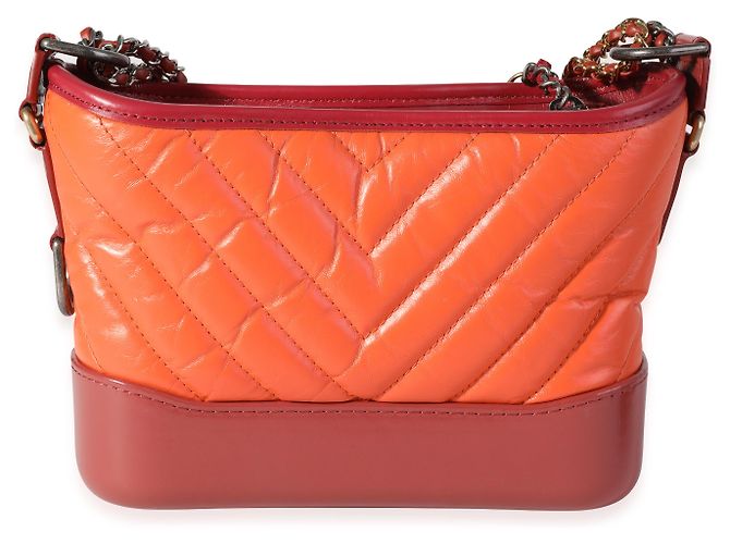 Chanel laranja e vermelho couro de bezerro envelhecido Chevron acolchoado pequeno Gabrielle Hobo - vista 4