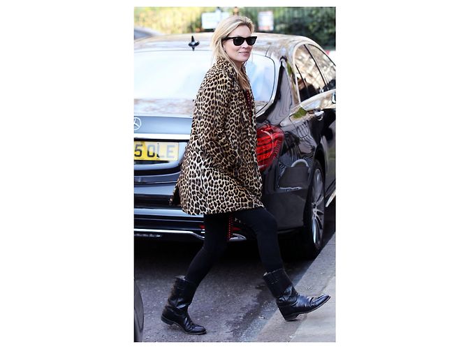 Autre Marque Genuine leopard fur coat with gold shearling collar Leopard print - view 7