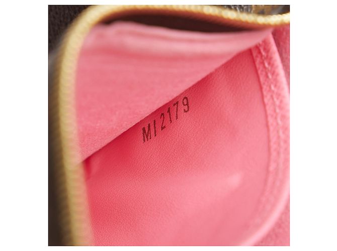 Pochette con zip foderata con monogramma marrone Louis Vuitton Illustre Vivienne Shanghai - vista 8