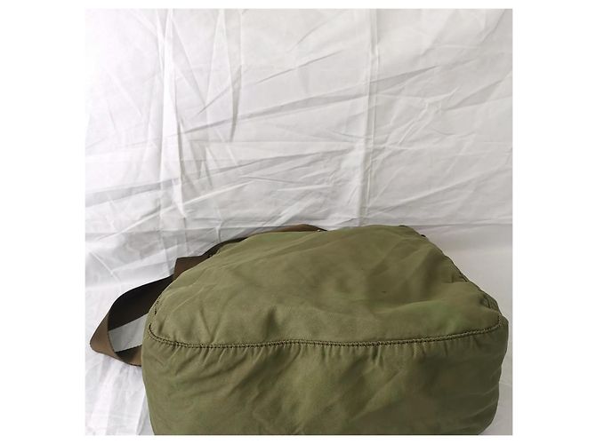 Borsa a tracolla Prada Nylon Verde - vista 5