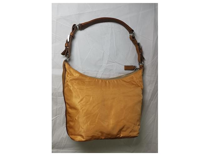 Borsa a tracolla Prada marrone in tessuto - vista 3