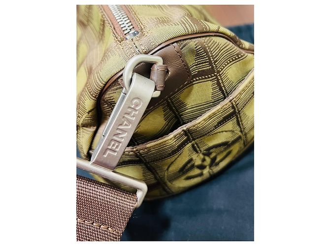 Borsa Chanel modello Croisière in perfette condizioni Marrone Cachi - vista 8