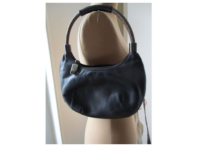 Giorgio Armani Saco 1/2 couro preto lua - vista 2