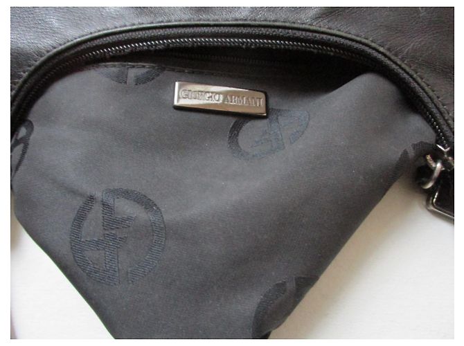 Giorgio Armani Saco 1/2 couro preto lua - vista 4