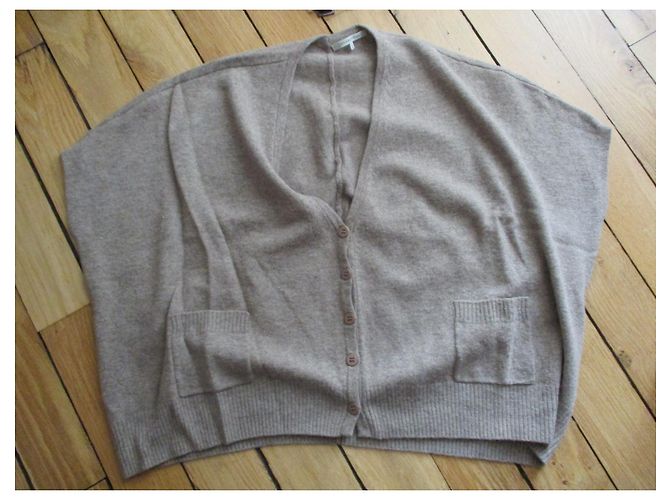 Gerard Darel Strickjacke aus Wolle und Kaschmir in Übergröße. Taille 1. Beige - Ansicht 4