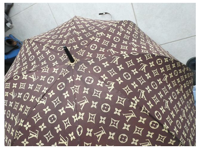 guarda-chuva louis vuitton antigo em muito bom estado Monograma - vista 9