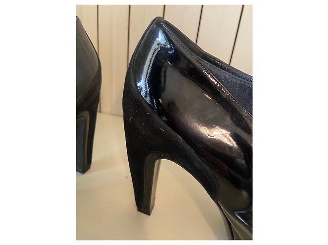 Stivaletti Balenciaga in pelle e vernice nera Nero - vista 13