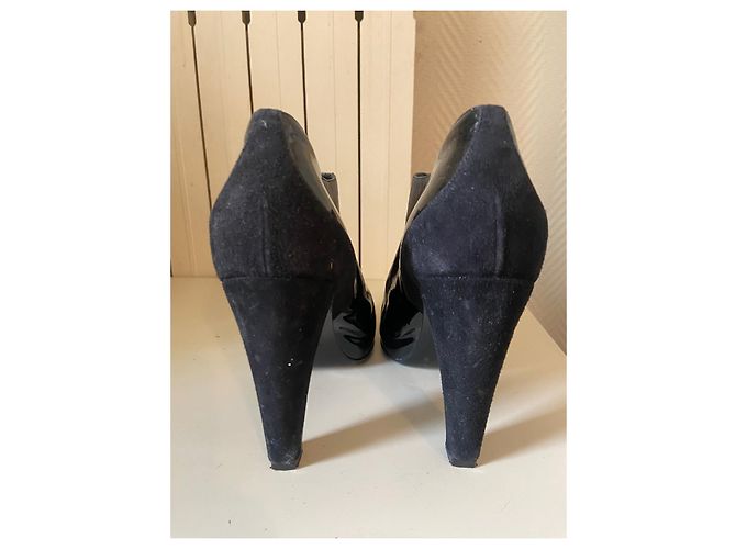 Stivaletti Balenciaga in pelle e vernice nera Nero - vista 6