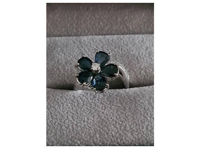 Autre Marque Blumenring aus Weißgold 18 Cts Blau - Ansicht 3