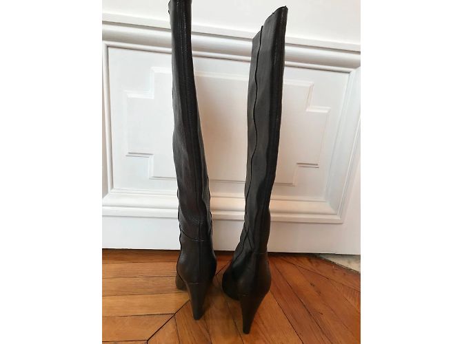 Botas SAINT LAURENT T.EU 36.5 Cuero Negro - vista 5
