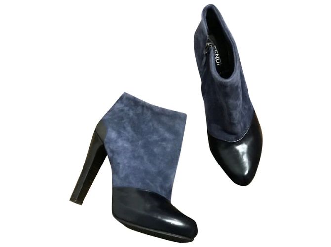 Botines FENDI T.EU 37 de ante Azul - vista 7