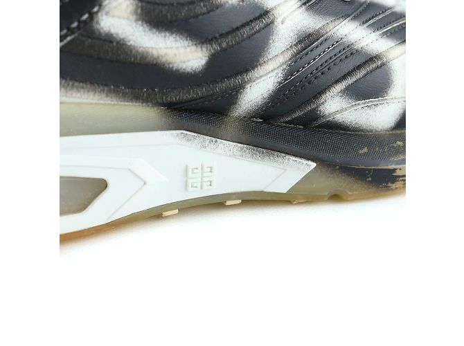 GIVENCHY - Sneakers Graphiti (T42.5) Bianco - vista 4