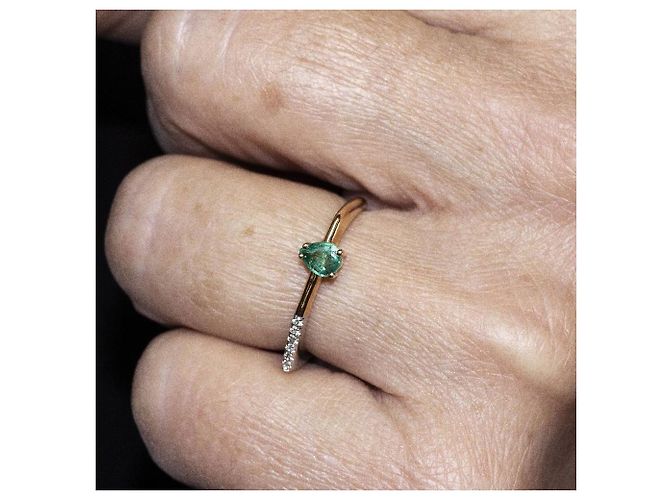 Autre Marque Zweifarbiger, flacher Ring aus Gold und Smaragd. Silber Golden Grün - Ansicht 8