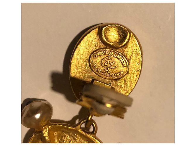 Orecchini a clip Christian Lacroix Oro Cristalli Verdi Perle Smalto Gold hardware - vista 14