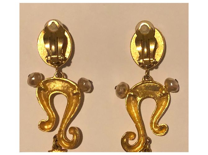 Orecchini a clip Christian Lacroix Oro Cristalli Verdi Perle Smalto Gold hardware - vista 3