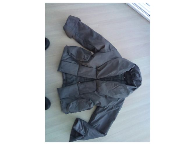Chaqueta de la marca La Fée Maraboutée, Excelente estado, cuello de chal ,2 Poches,Cremallera Gris - vista 4